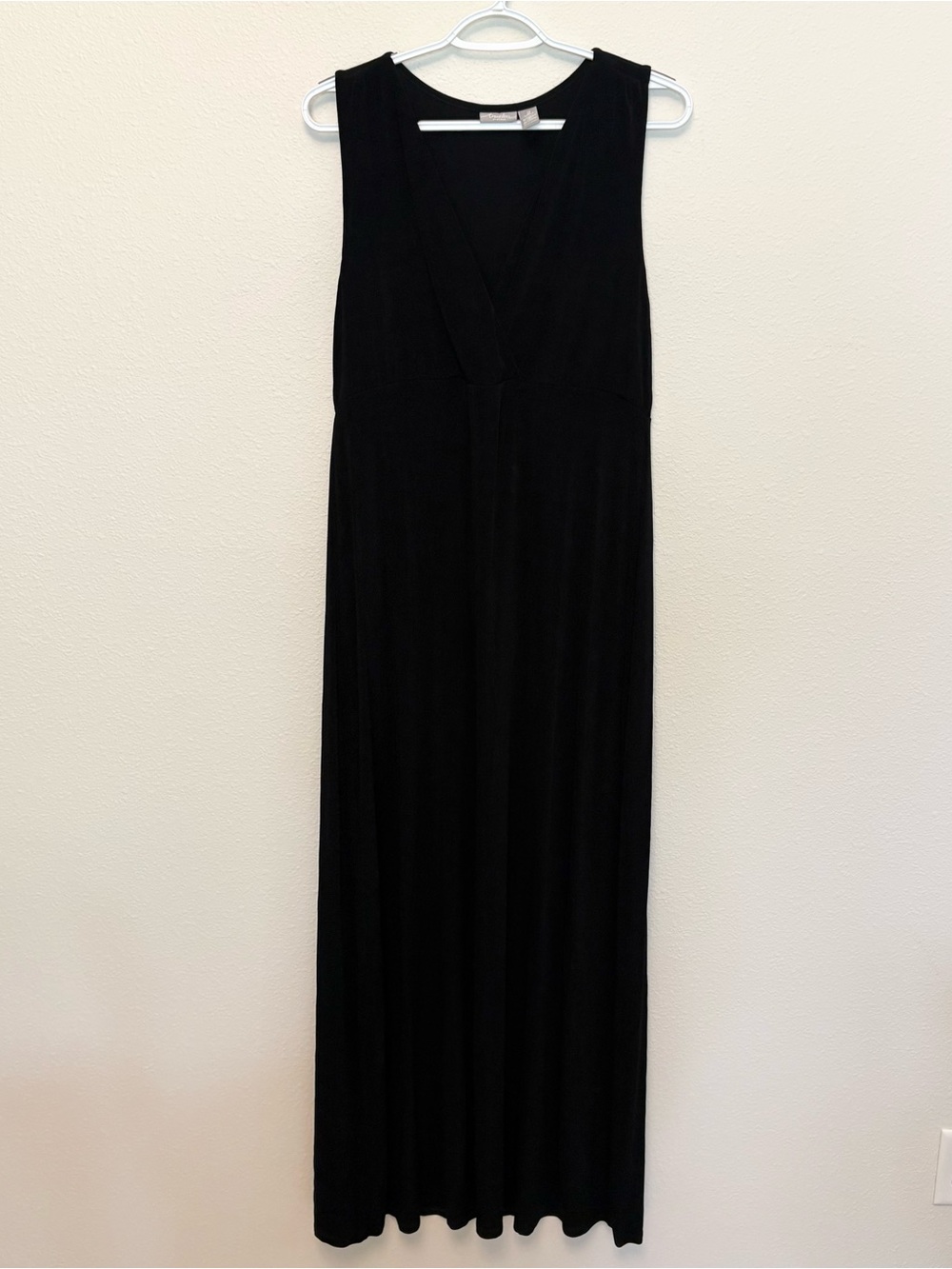 Chico's Travelers Black Sleeveless Maxi Dress Stretch Slinky Size 2 V Neck